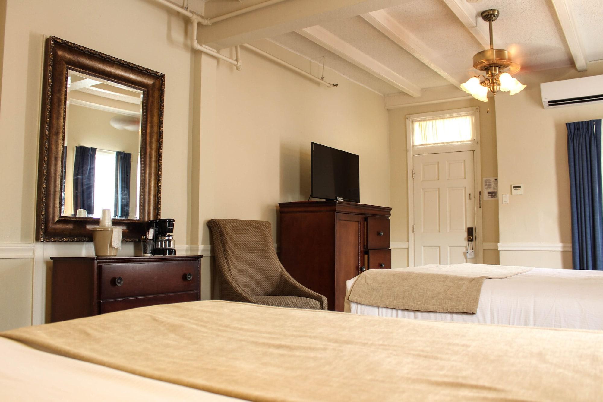 Hotel St. Pierre French Quarter New Orleans Ngoại thất bức ảnh